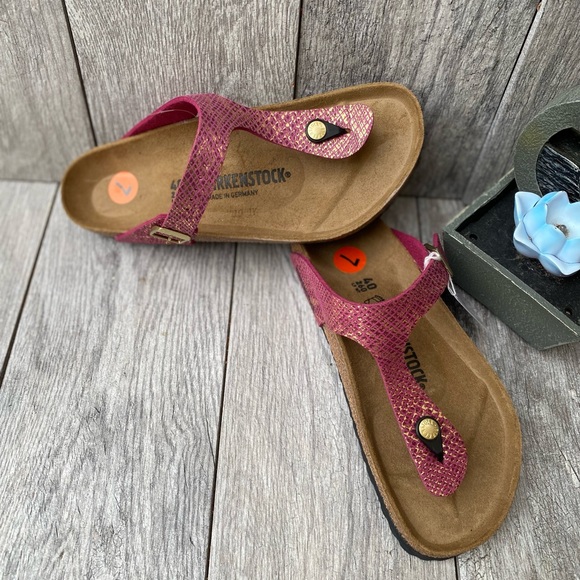 Birkenstock women’s sandals size 11 available dark fuchsia - Picture 9 of 12